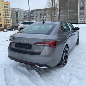 Авто из Китая с выгодой более 500 тысяч рублей